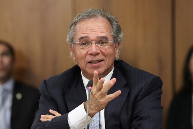 Paulo Guedes: Reino Unido quer acordo de livre comércio 'urgente' com o Brasil