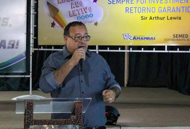 PEGOU MAL: após reajuste salarial em crise de coronavírus, prefeito veta proposta