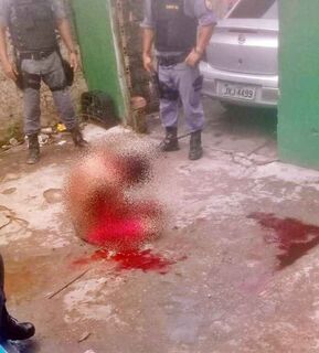 Avô é flagrado estuprando a neta e é linchado por vizinhos