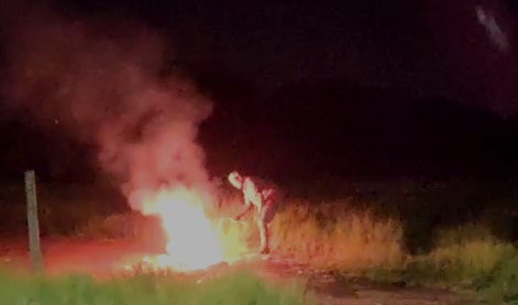 Homem é flagrado ateando fogo em terreno perto do Parque Laucídio Coelho (veja o vídeo)