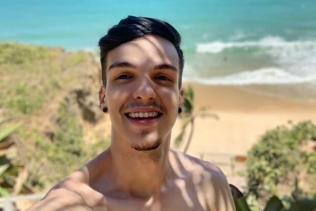 Jovem De 22 Anos Morre Após Ser Vítima De Acidente E Família Decide ...