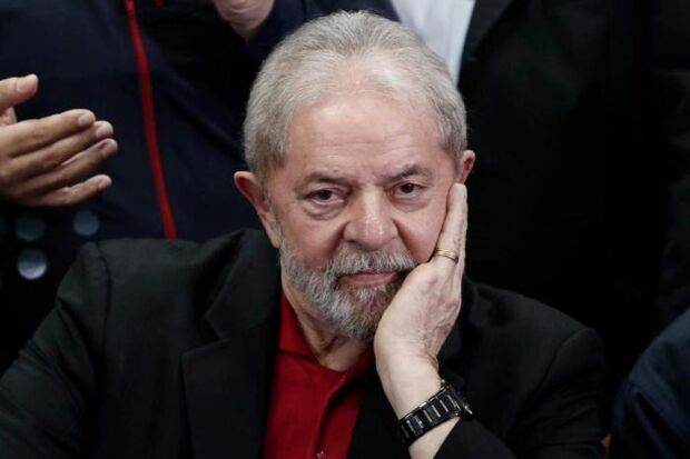 DEVENDO NA PRAÇA: Lula aparece como devedor de R$ 1,1 milhão para a Receita Federal