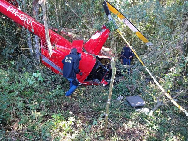 Homem cai de helicóptero e pede ajuda para sumir com cocaína