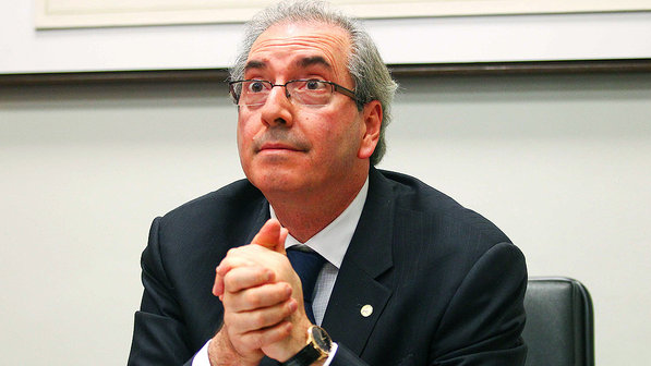 Relator na CCJ deve decidir nesta tarde sobre caso de Cunha
