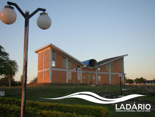 Prefeitura de Ladário abre inscrições para concurso público com 246 vagas
