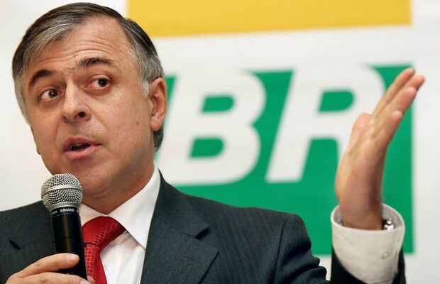 Janot diz que ex-diretor e PP receberam R$ 357,9 milhões de propina da Petrobras