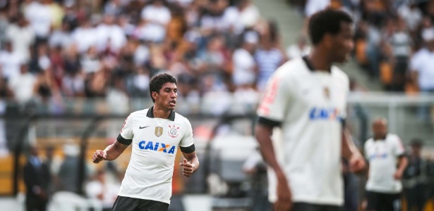 Paulinho é oferecido ao Santos, mas clube não prioriza chegada de volantes