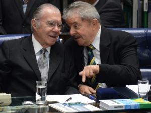 Lula elogia Sarney e diz que imprensa avacalha a política