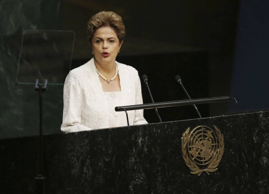 Dilma sanciona 'minirreforma eleitoral' e veta doação de empresas para partidos