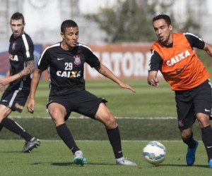Corinthians aposta em rapidez para superar Atlético-MG