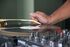 Eltom tem mais de 30 anos de carreira como DJ e é referência quando o tema é flashback