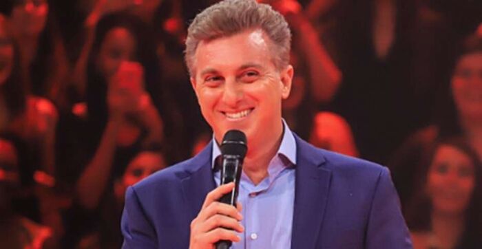 Presidenciável, Luciano Huck critica Bolsonaro: "não deu ...
