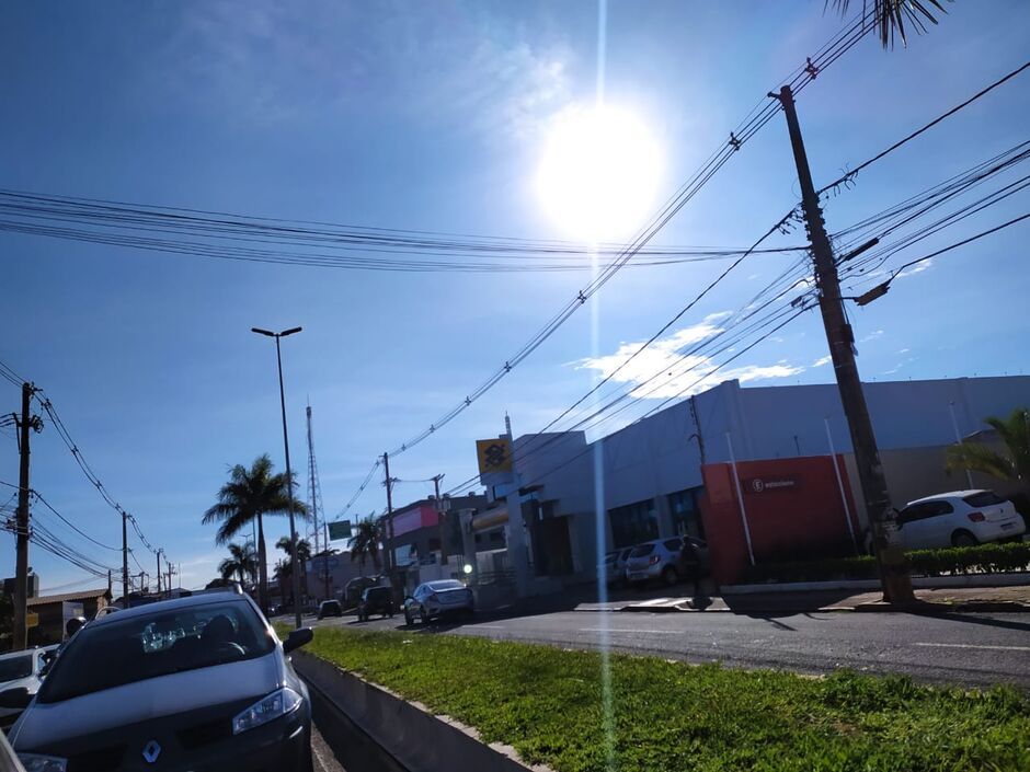 As temperaturas neste dia podem registrar mínima de 22°C e máxima de 37°C no Estado