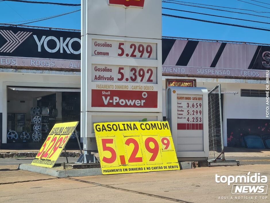 Apesar de acordo, gasolina é encontrada mais cara nos postos