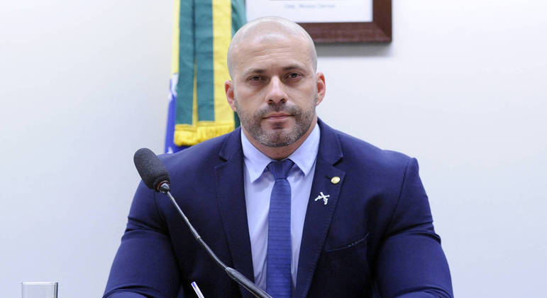 Deputado Daniel Silveira foi preso por crime de ódio