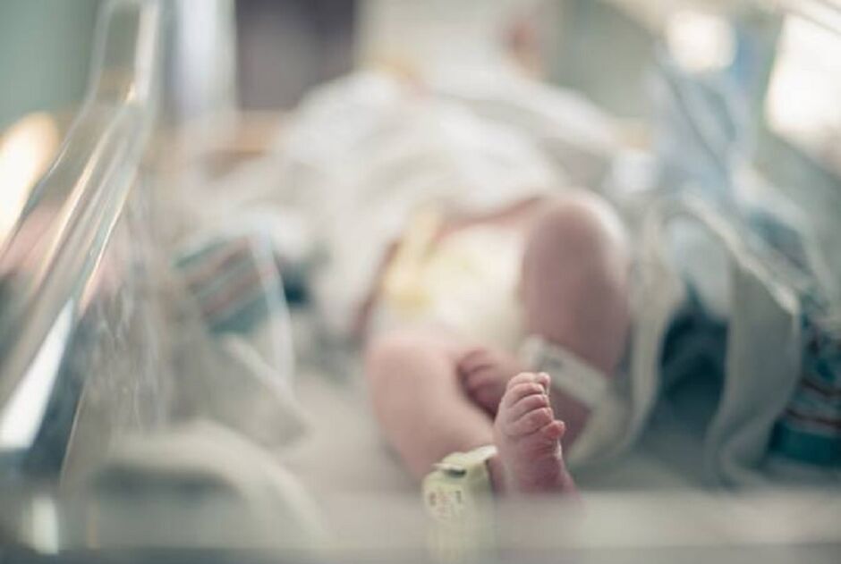 Criança morreu em apenas dois dias após a notificação da doença