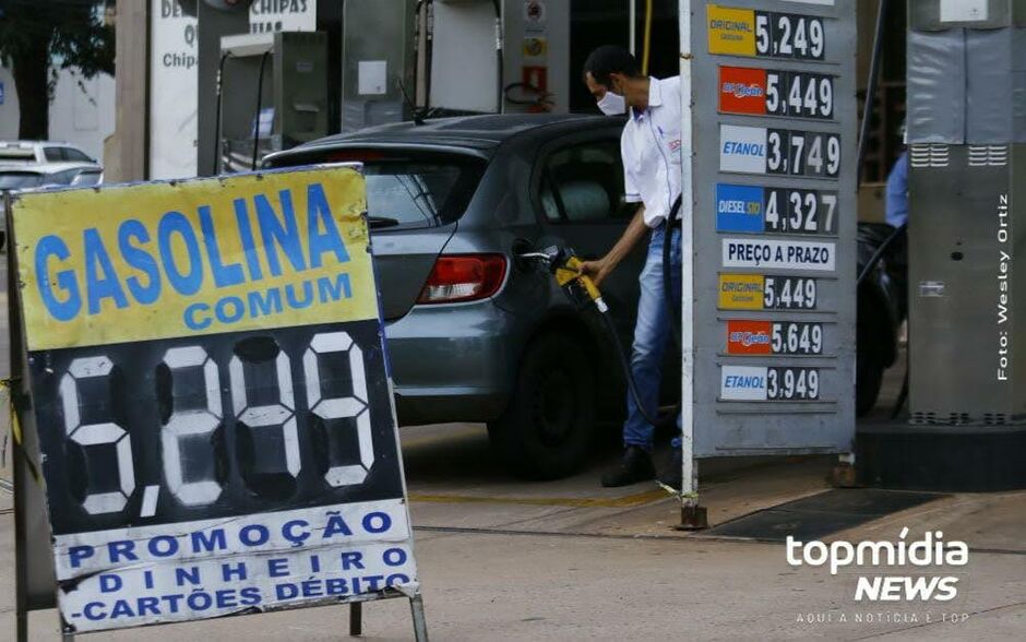 Petrobras voltou a reajustar preço da gasolina e diesel