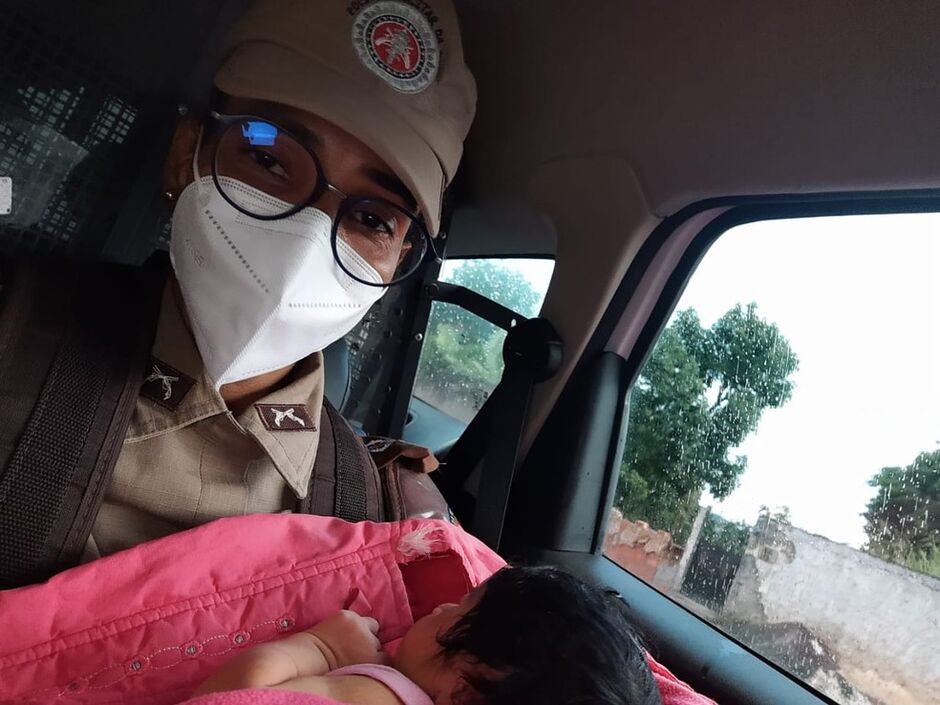 'Saiba que n&oacute;s te amamos, filha', dizia carta encontrada com beb&ecirc;