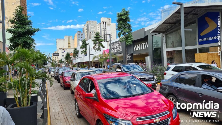 Em Campo Grande a movimentação já é intensa nas ruas;