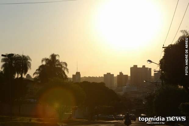 Final da tarde a temperatura volta a baixar como costumeiro nessa epoca