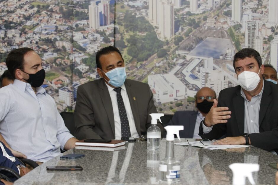 Secretário de Infraestrutura, Eduardo Riedel se reuniu com vereadores de Campo Grande