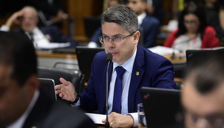 Senador Alessandro Vieira (Cidadania-SE)