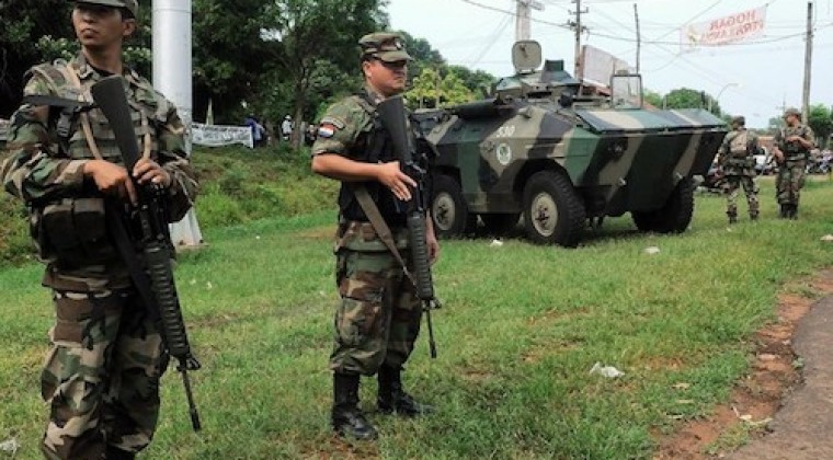 Militares paraguaios