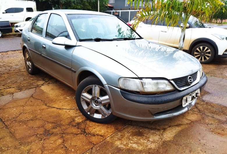 Carro que atingiu a vítima