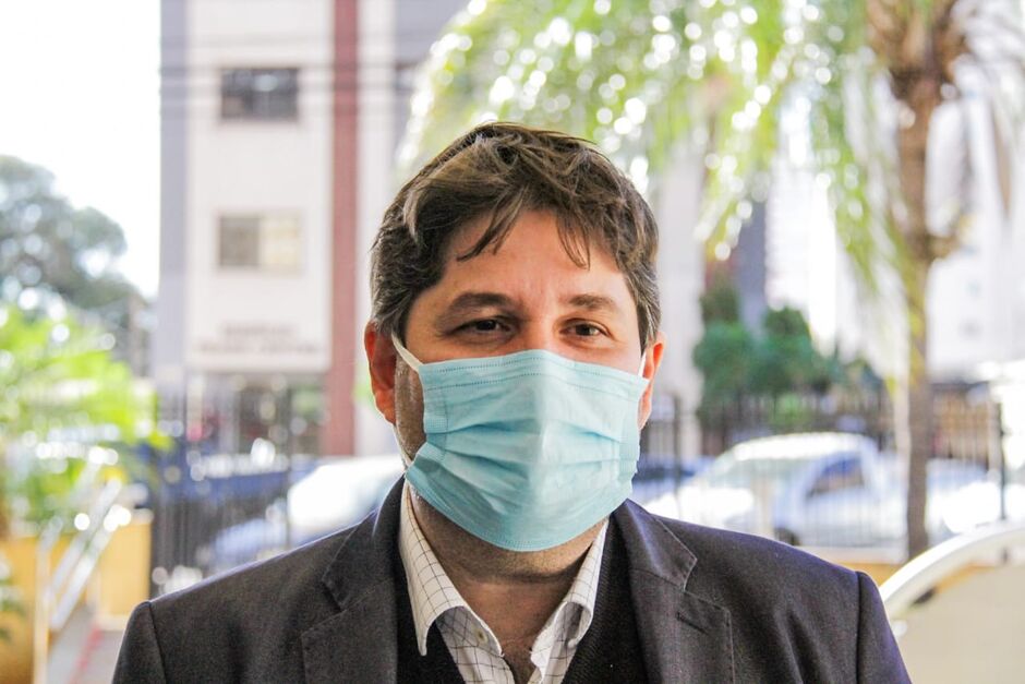 José Mauro Filho vê estratégia adotada para vacinação em massa como equivocada