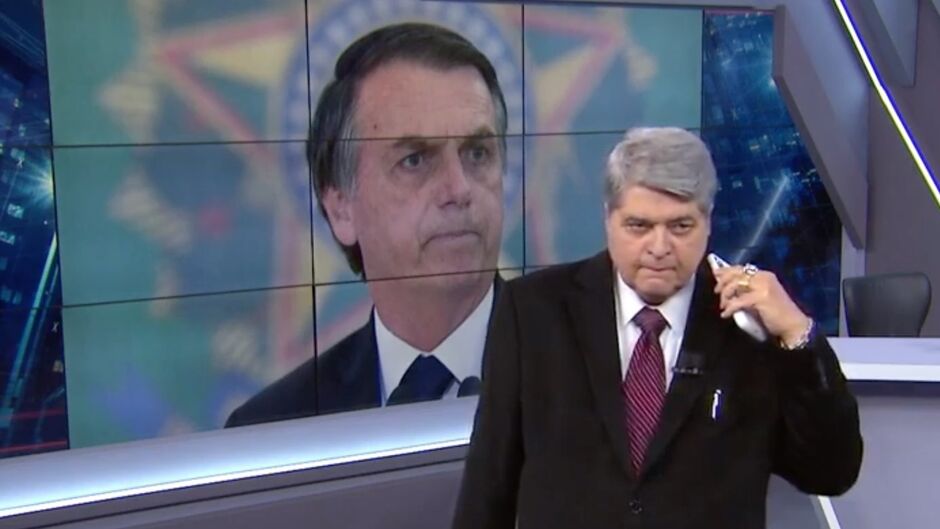 Datena critica Bolsonaro em programa de rádio e TV