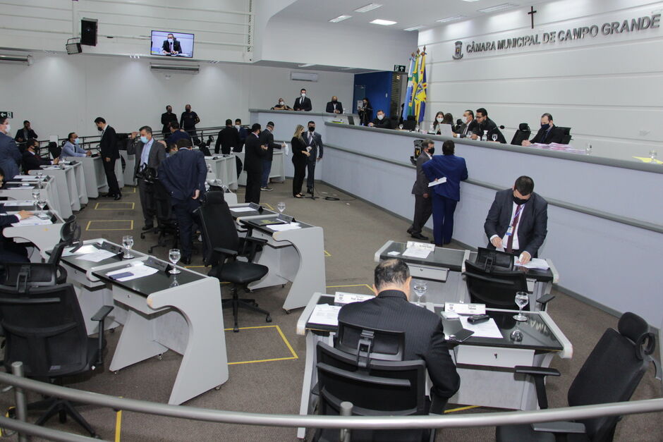 Vereadores retomam sessões presenciais em Campo Grande