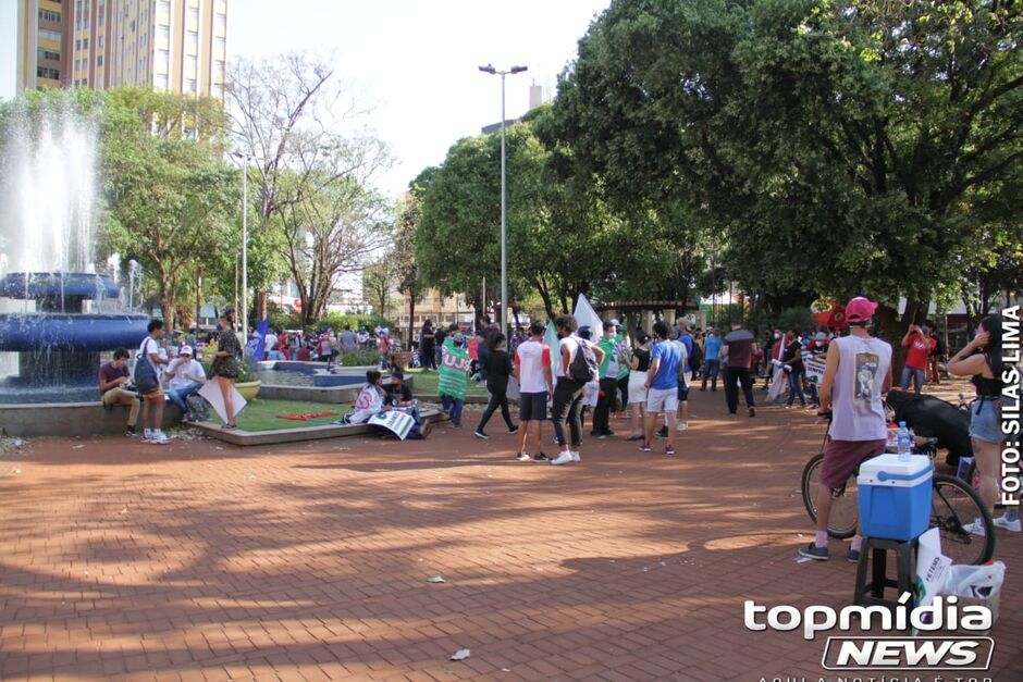 Manifestação contra Bolsonaro em Campo Grande