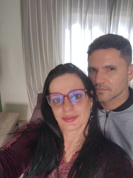 Elisete casou aos 16 anos, venceu um câncer, teve quatro filhas e superou um relacionamento onde o ex não aceitava o término