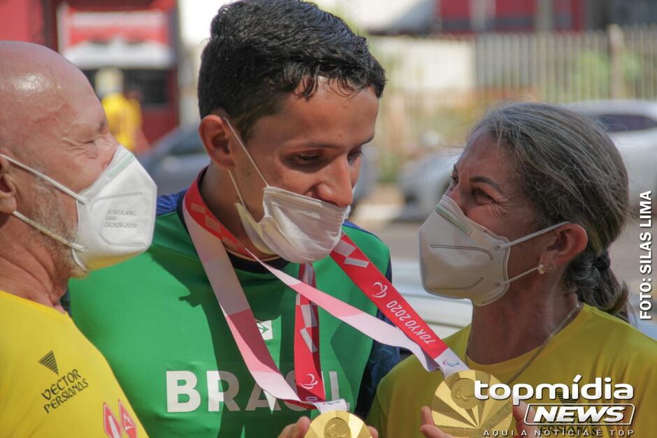 Medalhista ouro é recebido em Campo Grande
