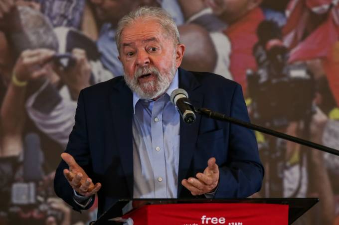 Lula defende auxílio de R$ 600