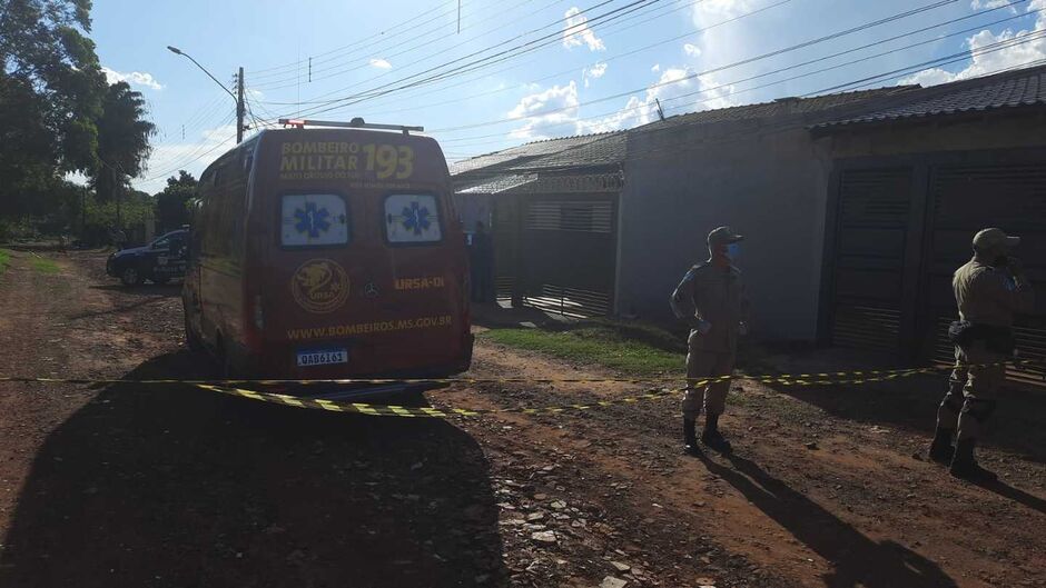 Jovem levou tiro no rosto e peito