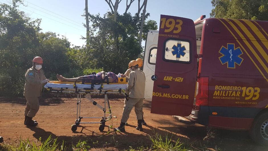 Corpo de Bombeiros realizou o resgate da vítima