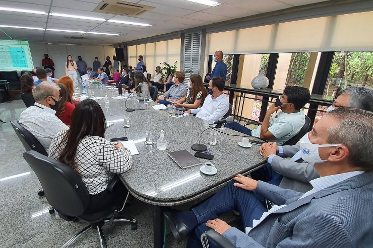 Deputados analisam propostas do Governo