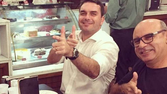 Flávio Bolsonaro tem vitória no STJ