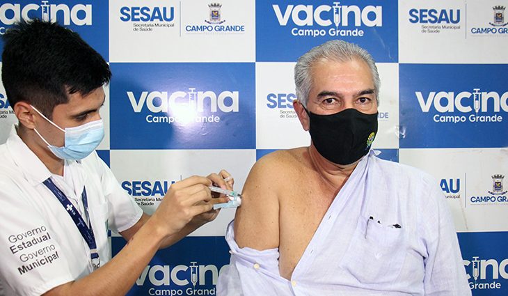 Reinaldo garantiu a terceira dose da vacina