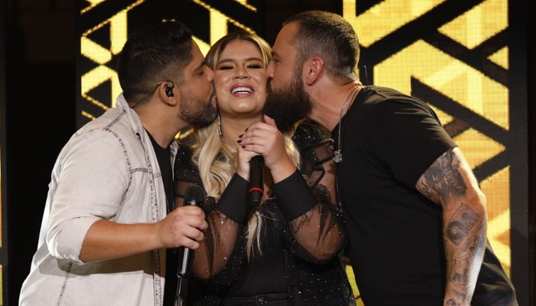 Cantores cancelam shows e lamentam morte da amiga