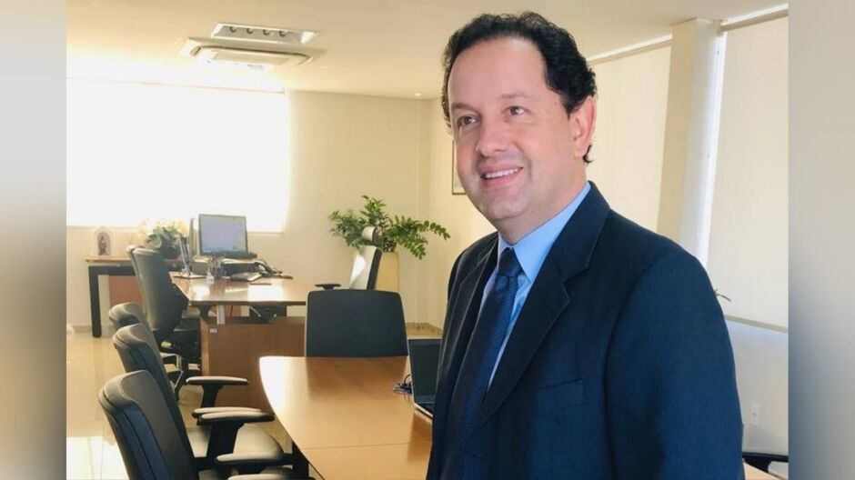 Walter Carneiro, o réu