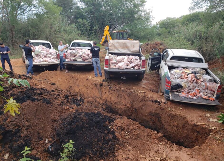 Carnes foram apreendidas em cidades do interior de MS