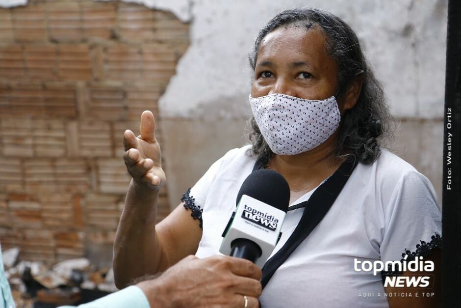 Chamas destruíram o imóvel no sábado