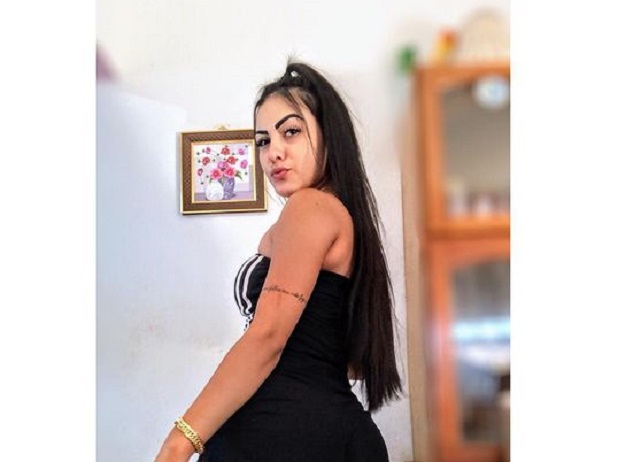 Endrya é influencer e estava armada
