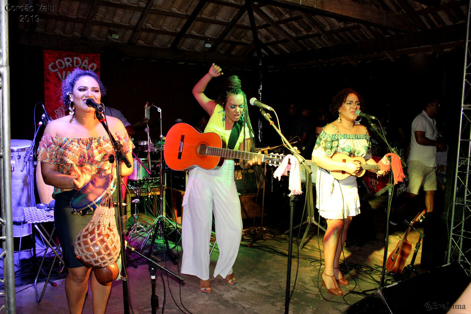 As meninas do Sampri, e o cantor Daran Júnior, estão entre as atrações musicais do primeiro esquenta do Cordão Valu-Esquenta Corumbaense, no sábado, 8