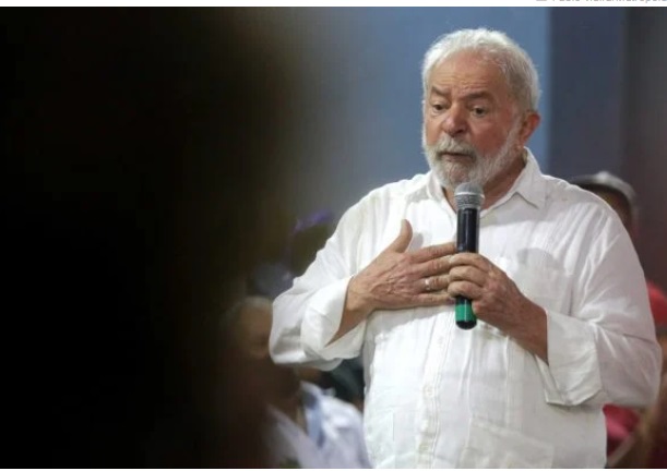 Lula segue a frente das pesquisas de intenção de voto
