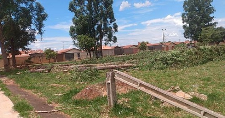 Praça ficou com pouca sobra no Oscar Salazar