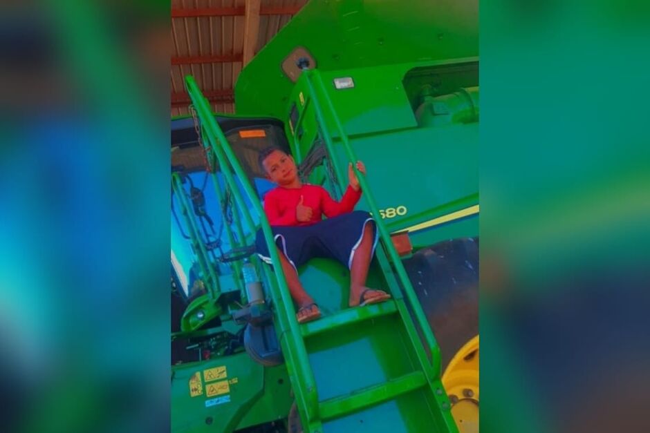 Juan morreu um dia após cair de um pé de manga; família busca respostas e hospital se blinda com boletim de ocorrência