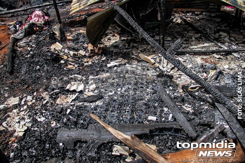 Famílias perderam tudo que tinham com o incêndio